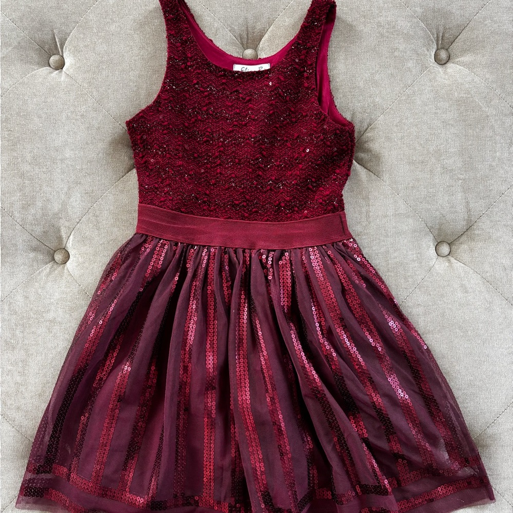 Elegant Burgundy Sequin Dress